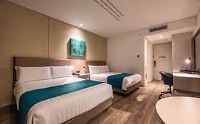 Hotel Estelar Square